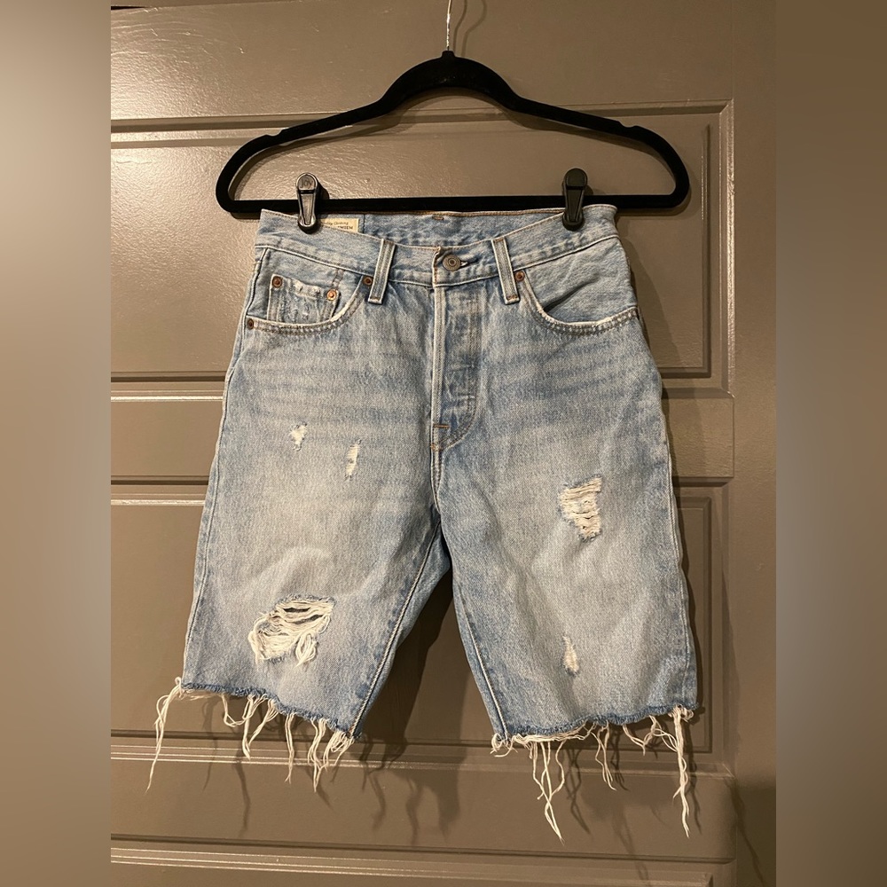 Levi’s 50 Slouch Short Size 25